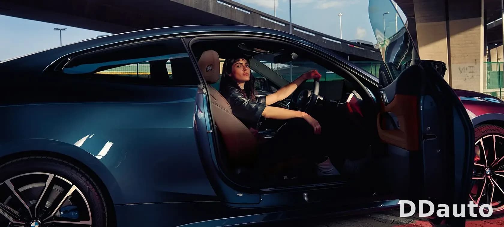 BMW M4 COMPETITION