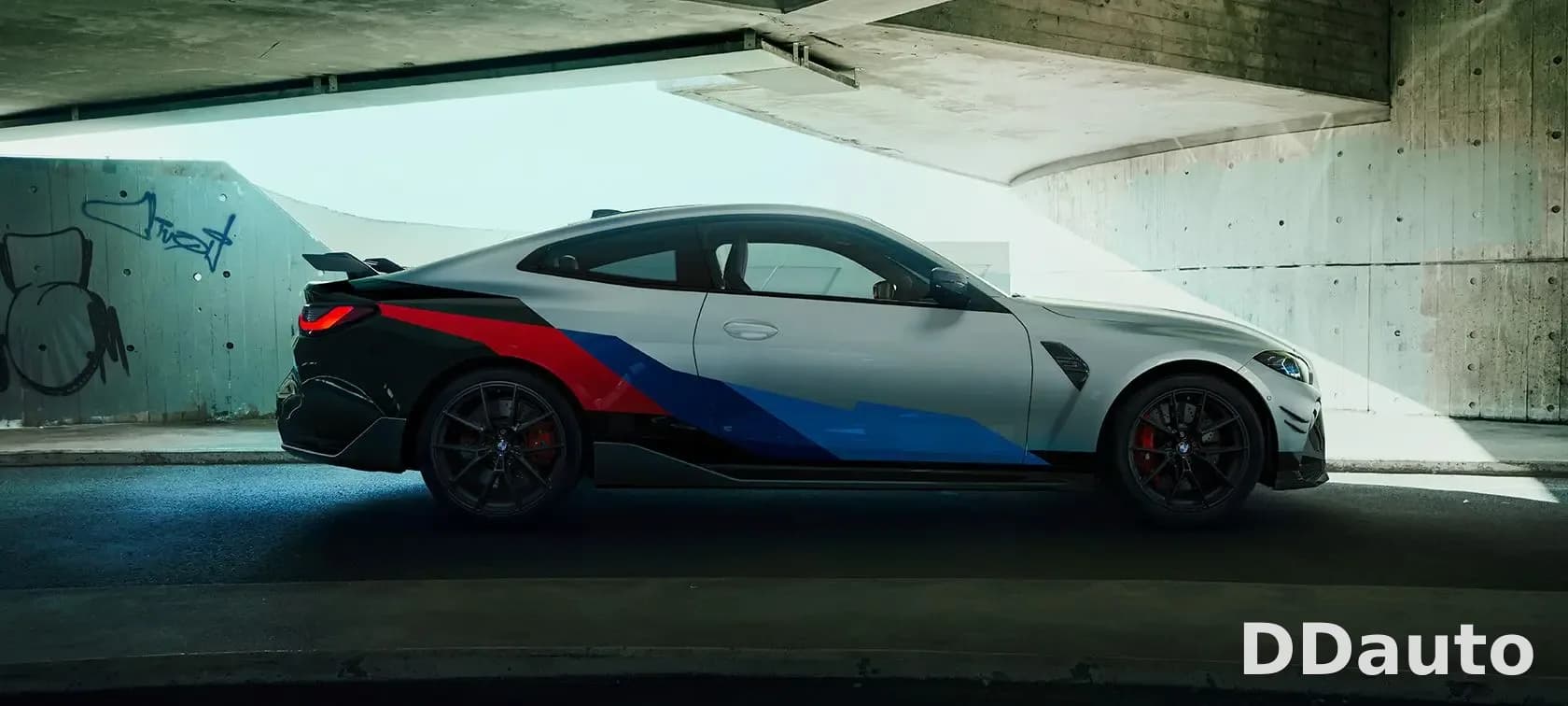 BMW M4 COMPETITION