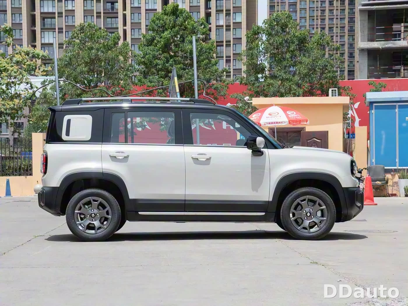 BAOJUN YEP PLUS