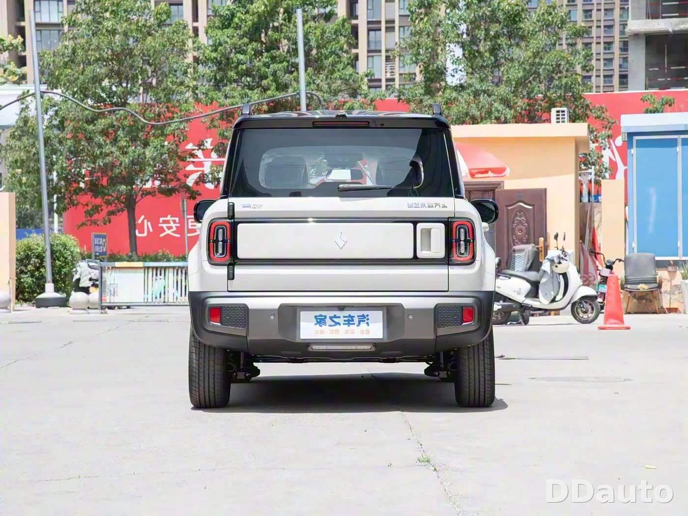 BAOJUN YEP PLUS