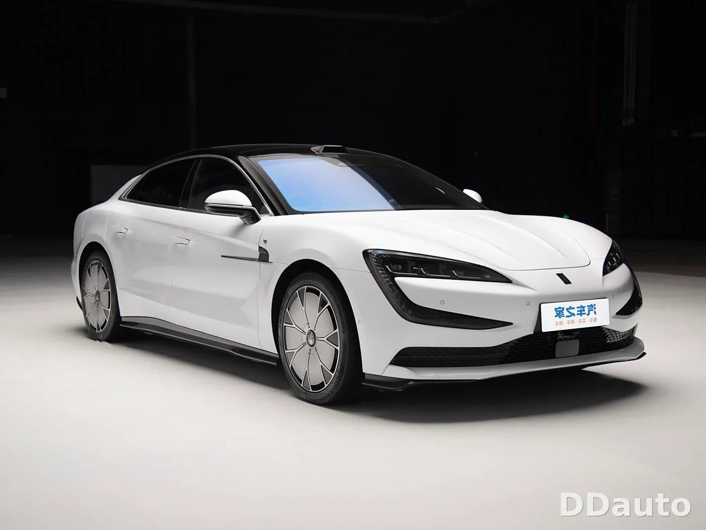 YANGWANG U7
