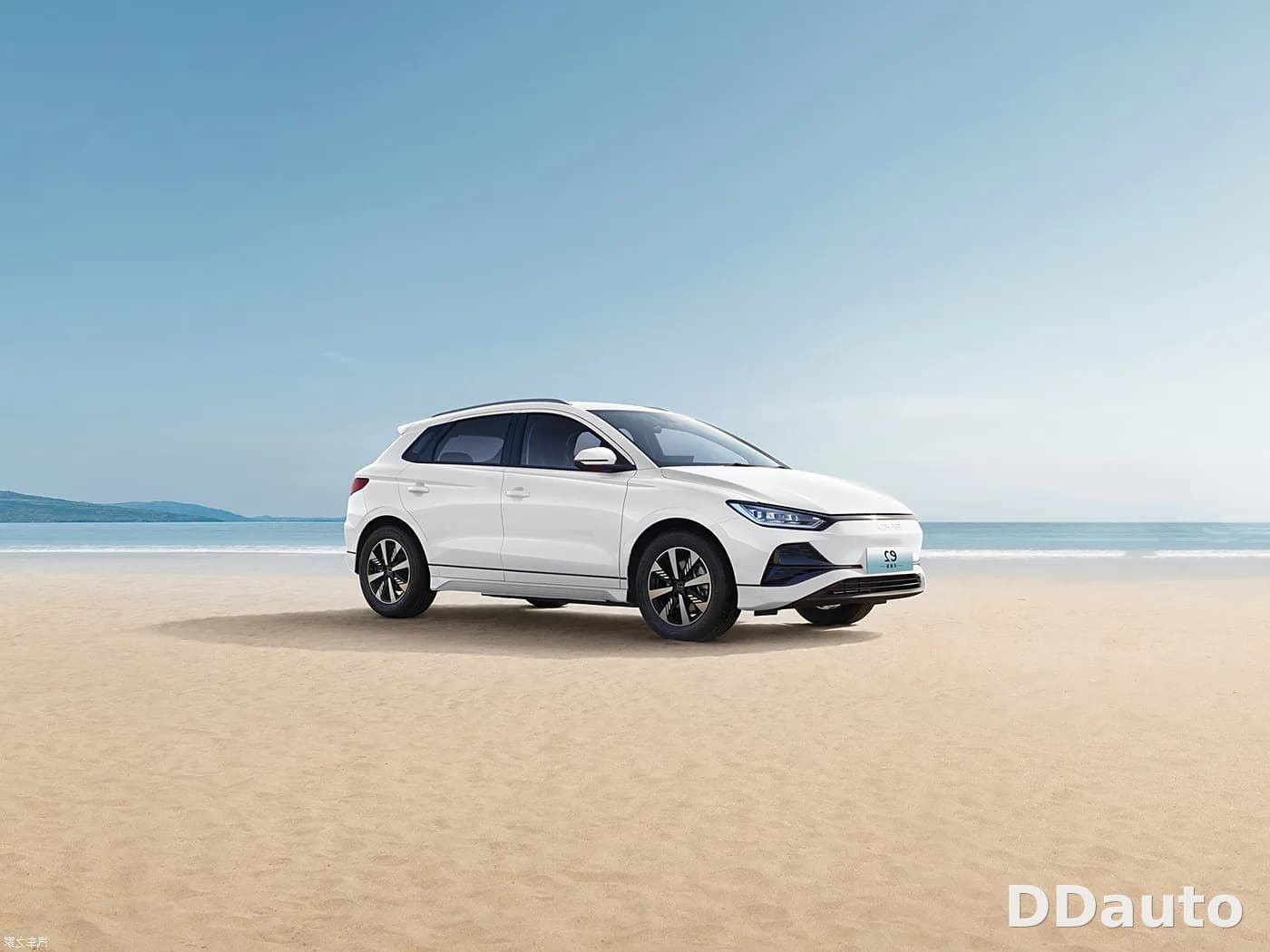BYD E2