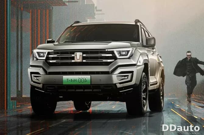 TANK 400 HYBRID 2.0
