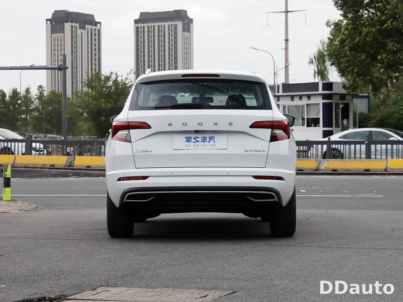 SKODA KAROQ