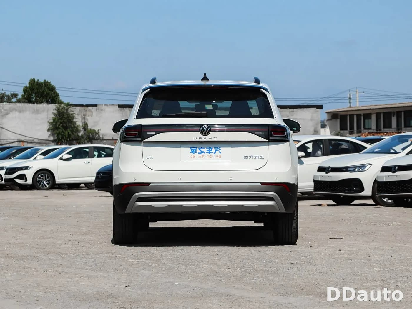 VOLKSWAGEN THARU