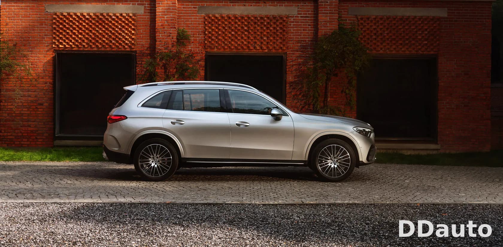 MERCEDES BENZ GLC
