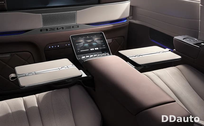 DENZA D9