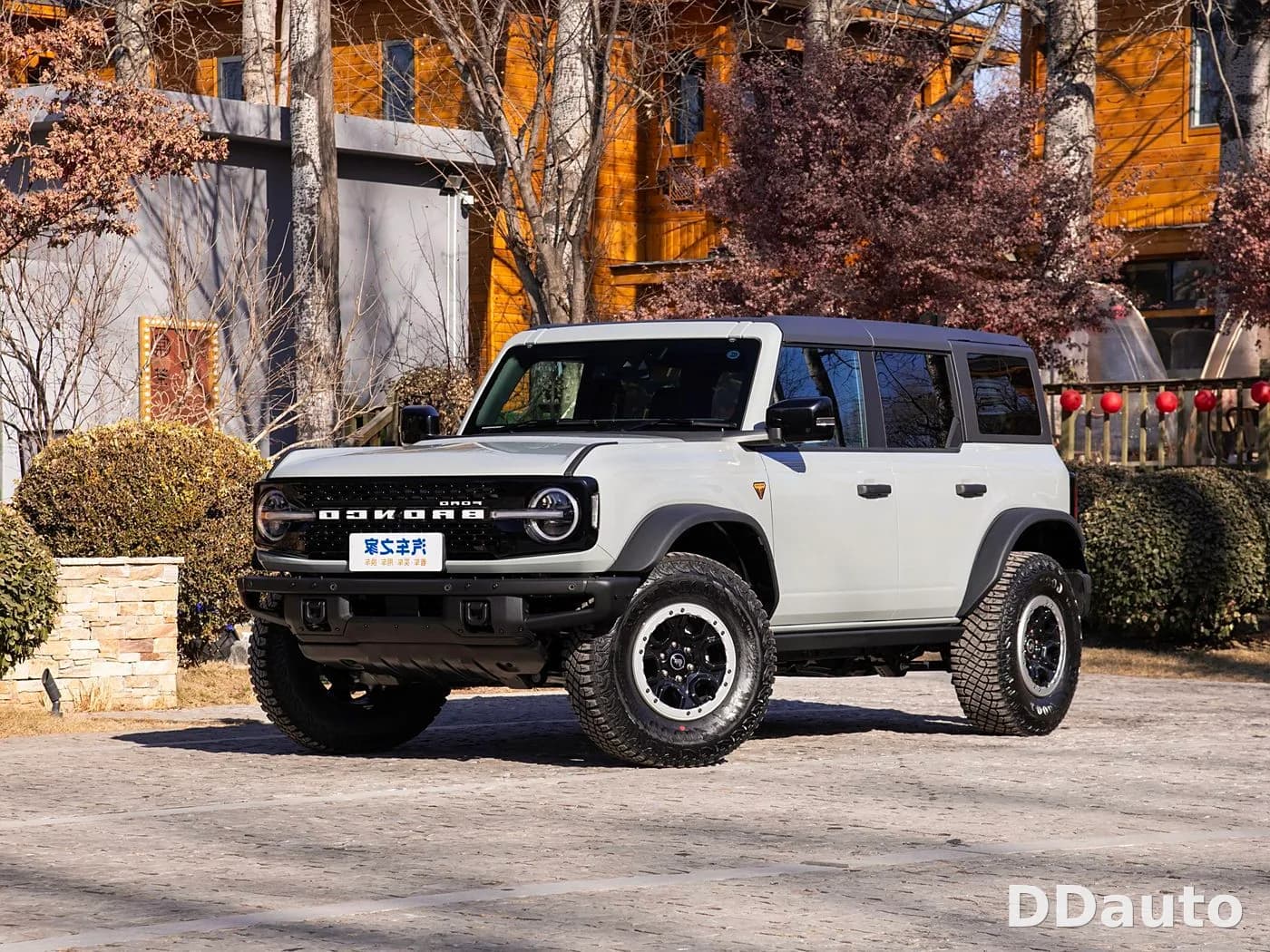 FORD BRONCO