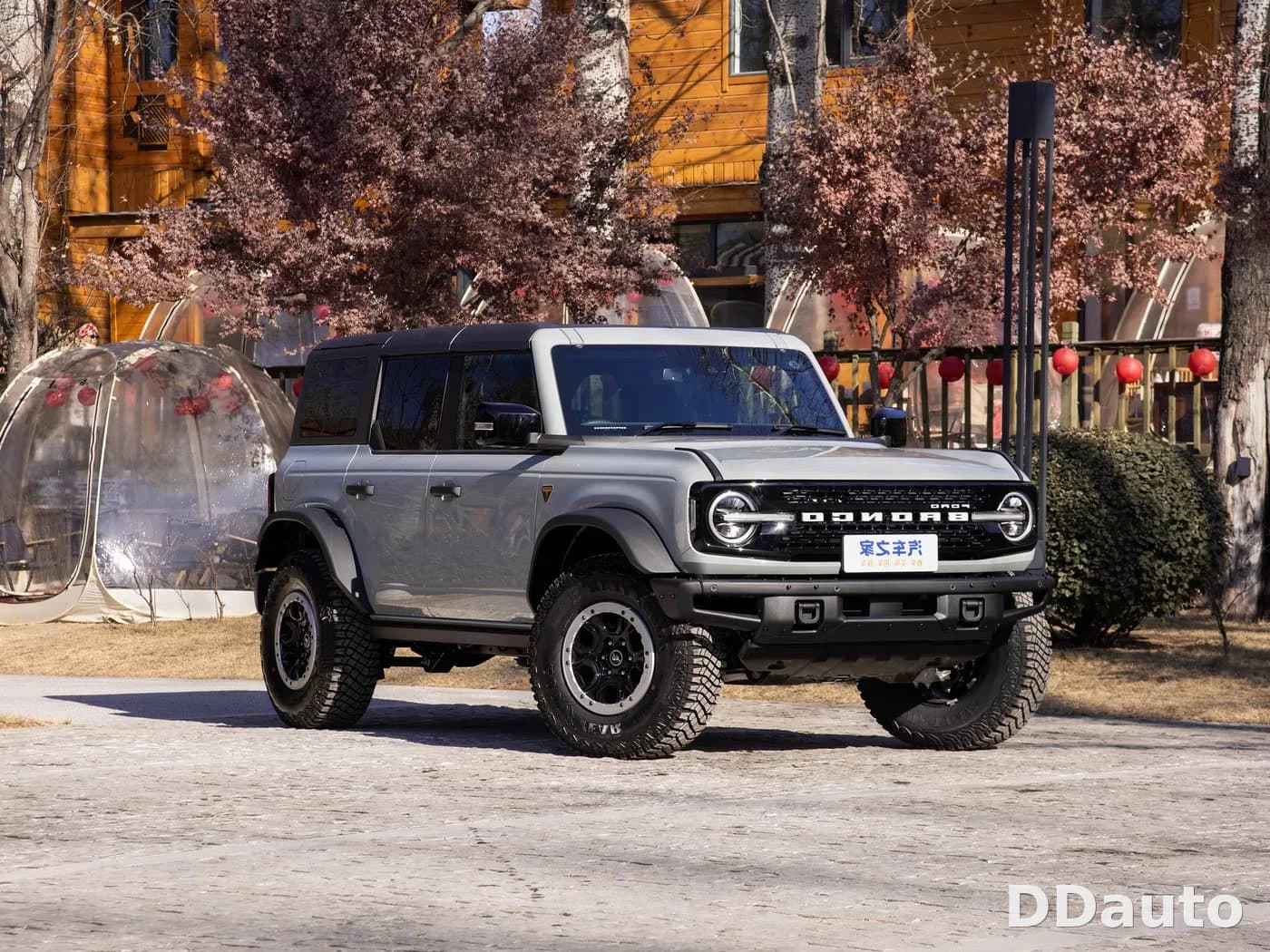 FORD BRONCO
