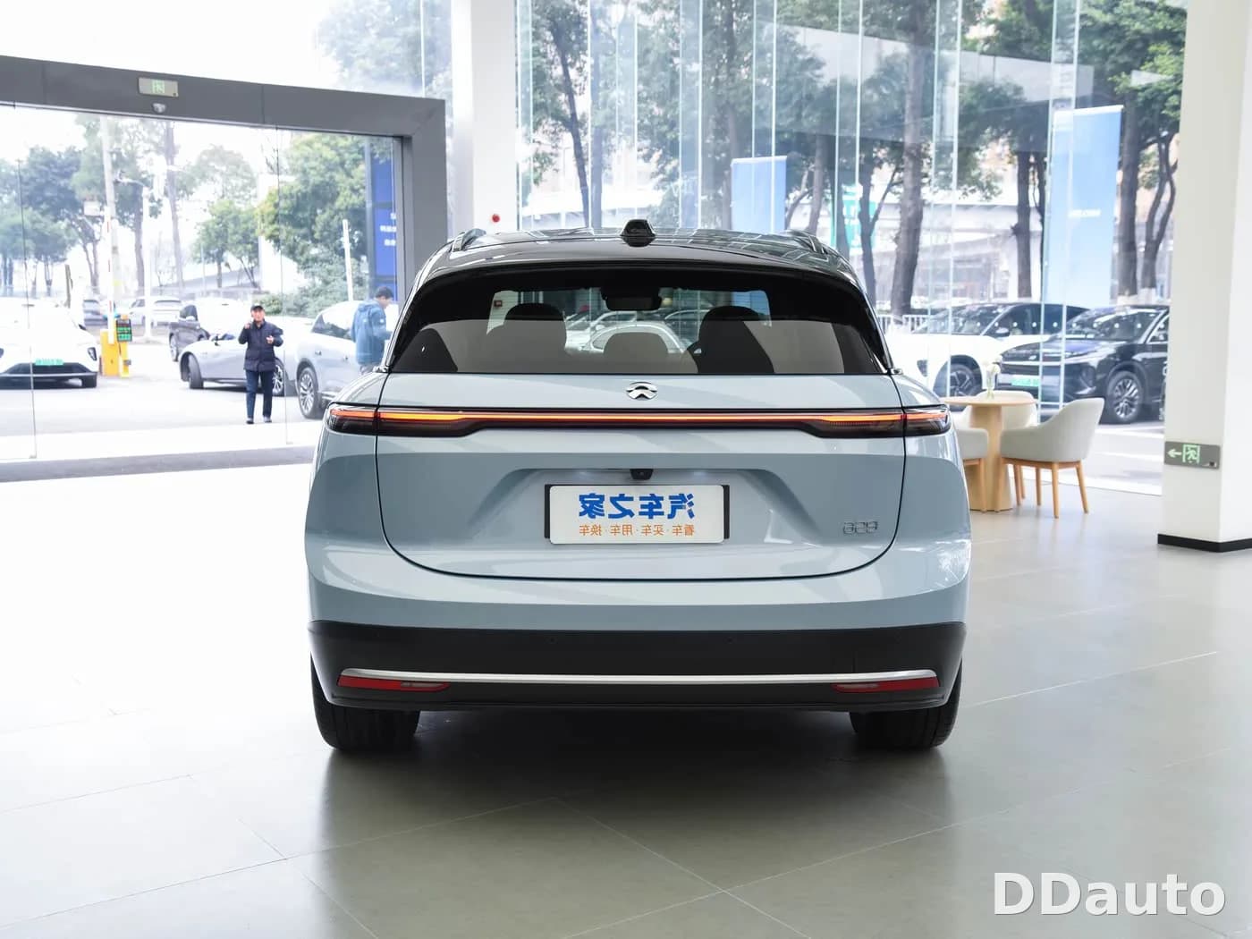 NIO ES6