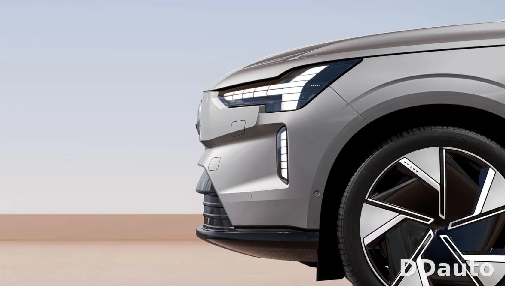 VOLVO EX90