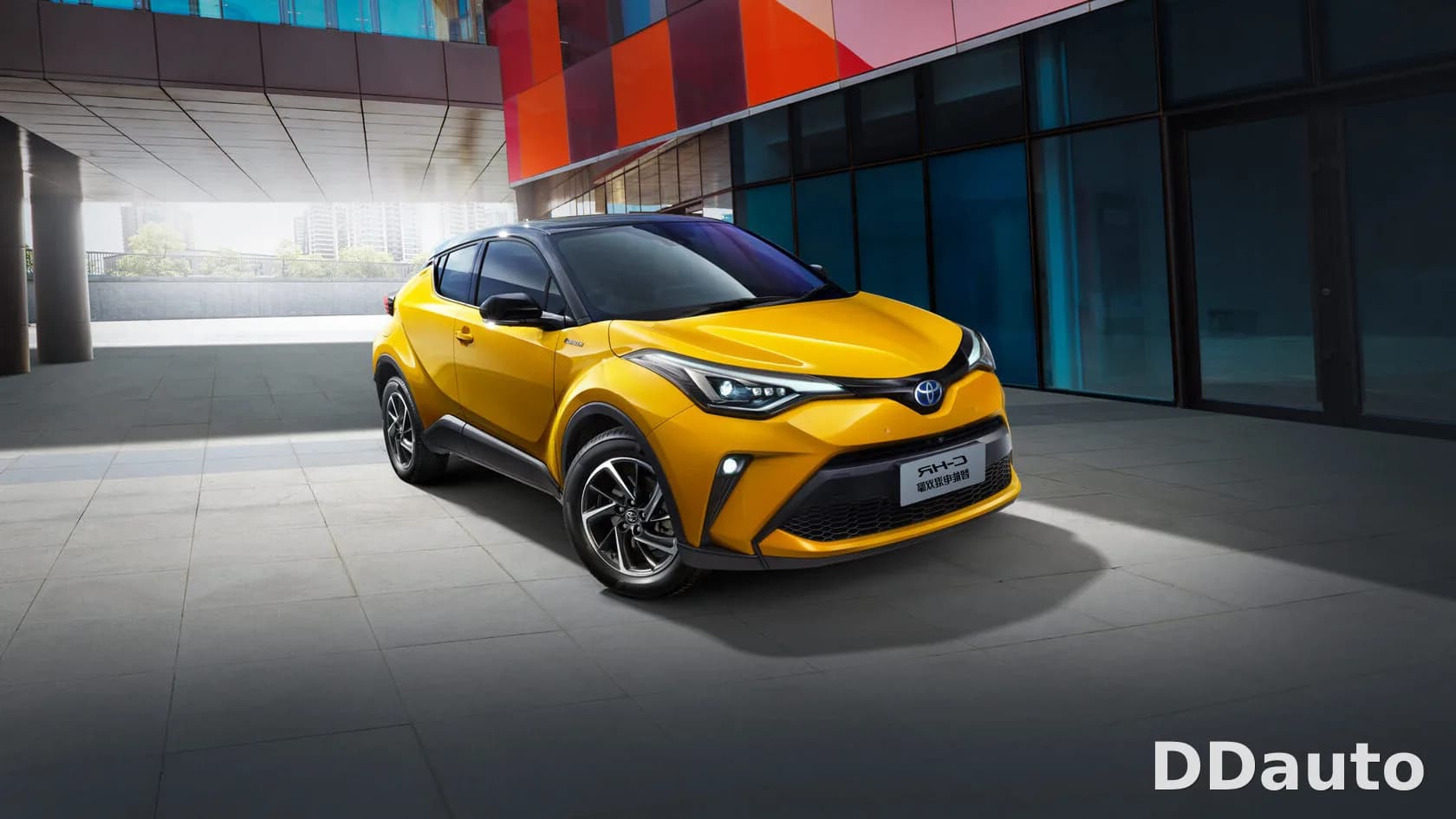 TOYOTA C-HR HYBRID